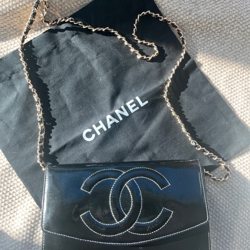 Chanel 香奈兒黑色漆皮WOC-0