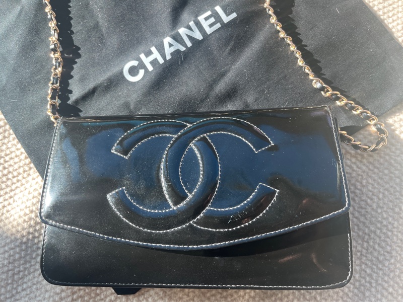 Chanel 香奈兒黑色漆皮WOC-1