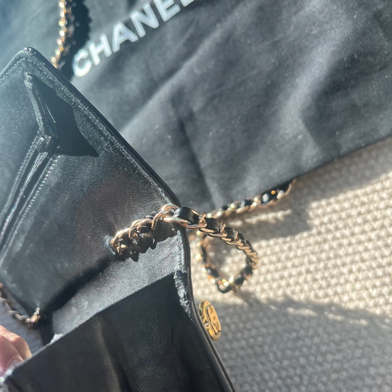 Chanel 香奈兒黑色漆皮WOC-6
