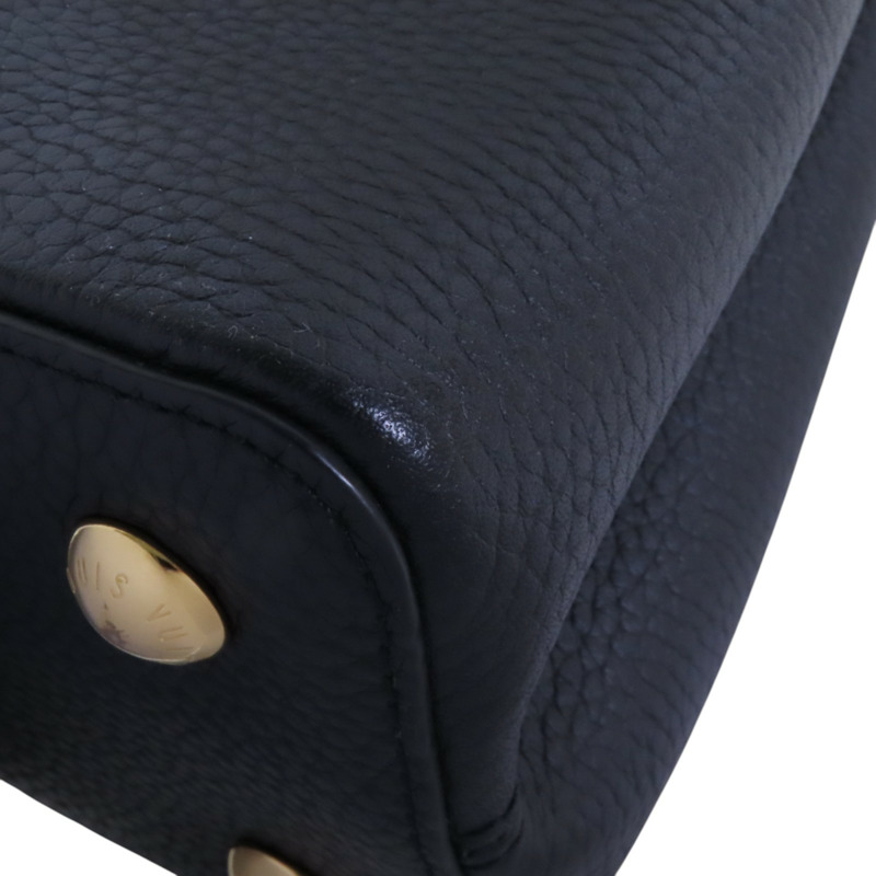 LOUIS VUITTON Taurillon Leather Capucines MM金扣手挽肩背兩用袋-13