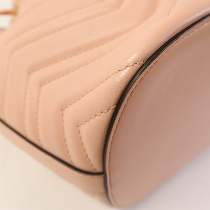 GUCCI 牛皮皮革GG Marmont Bucket Bag金扣肩背袋-12