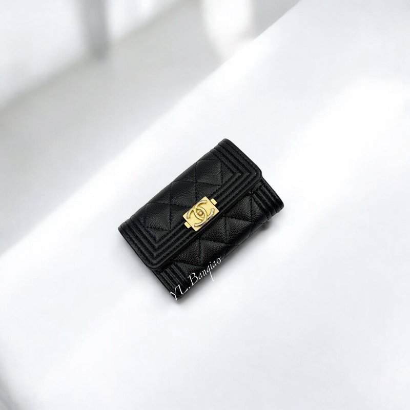 Chanel 黑荔枝皮金釦BOY下蓋卡A80603-0