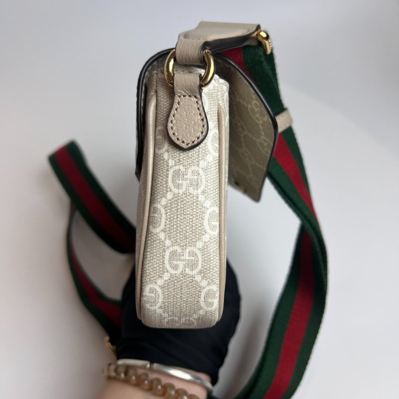 GUCCI 764961米色OphidiaGG 帆布翻蓋斜背包-3