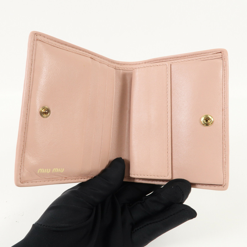 Miu Miu 牛皮皮革Bifold Wallet金扣錢包-5