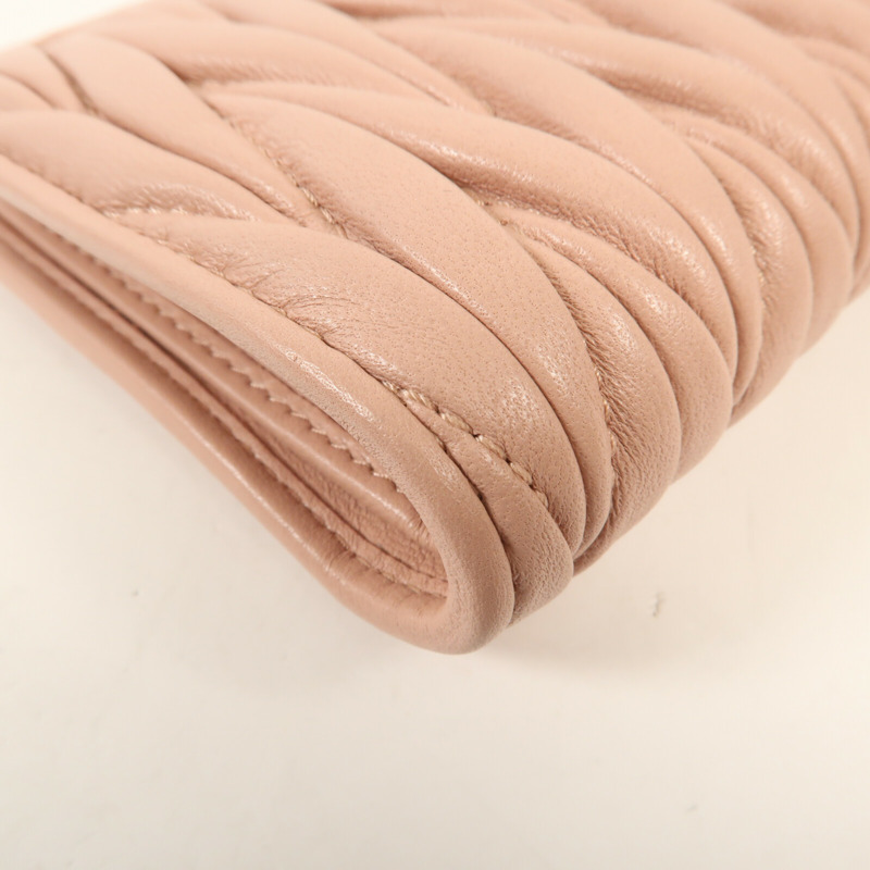 Miu Miu 牛皮皮革Bifold Wallet金扣錢包-11