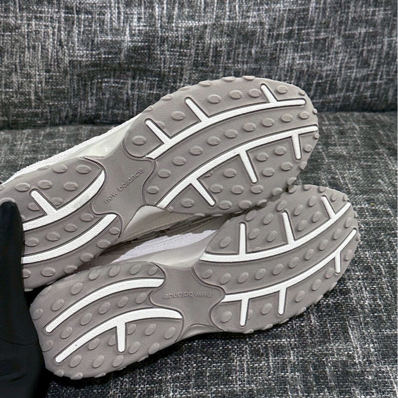 NB 204L白-4