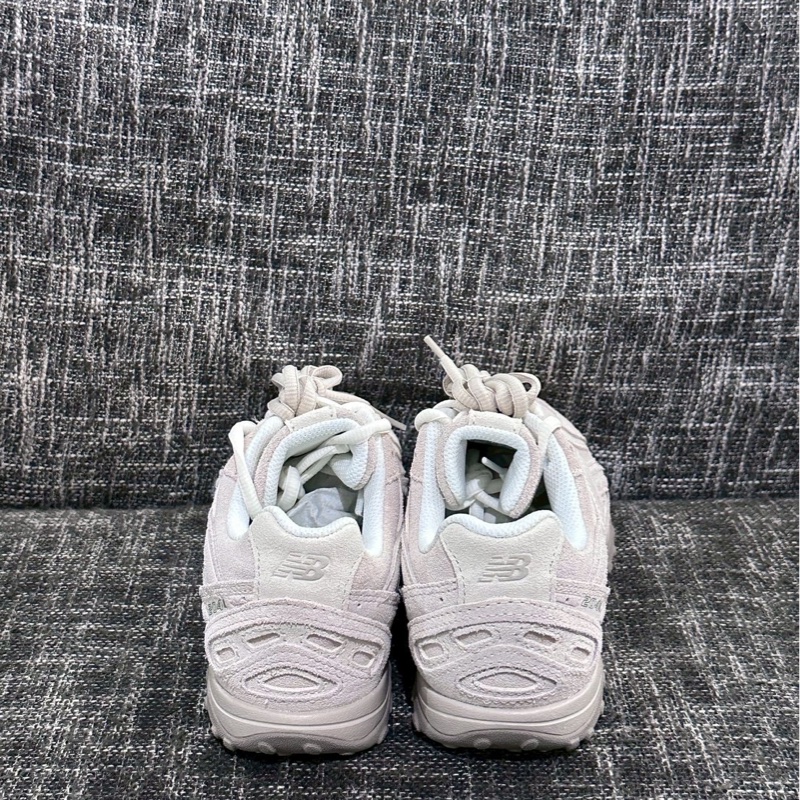 NB 204L白-5