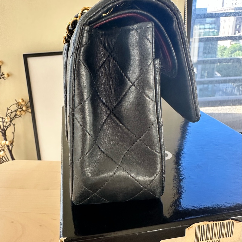 Chanel CF23 Classic Flap 23 黑金配色-8