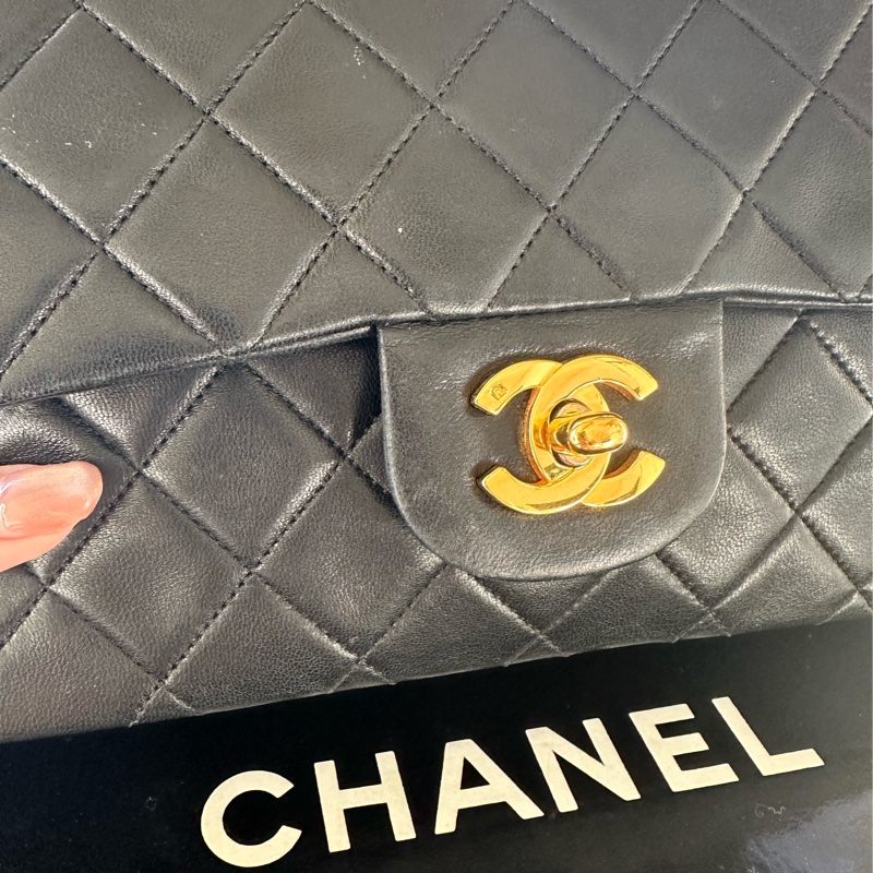 Chanel CF23 Classic Flap 23 黑金配色-9