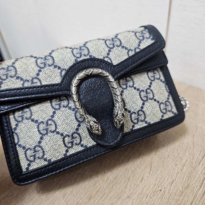 [小包超級出清❣️] Gucci 深藍牛皮老花Mini酒神包-8