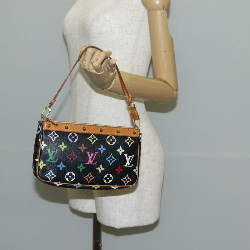 【日本直送】路易威登 Monogram 多色 Pochette 手拿包 黑色 M92648 LV 授權 144298V-23