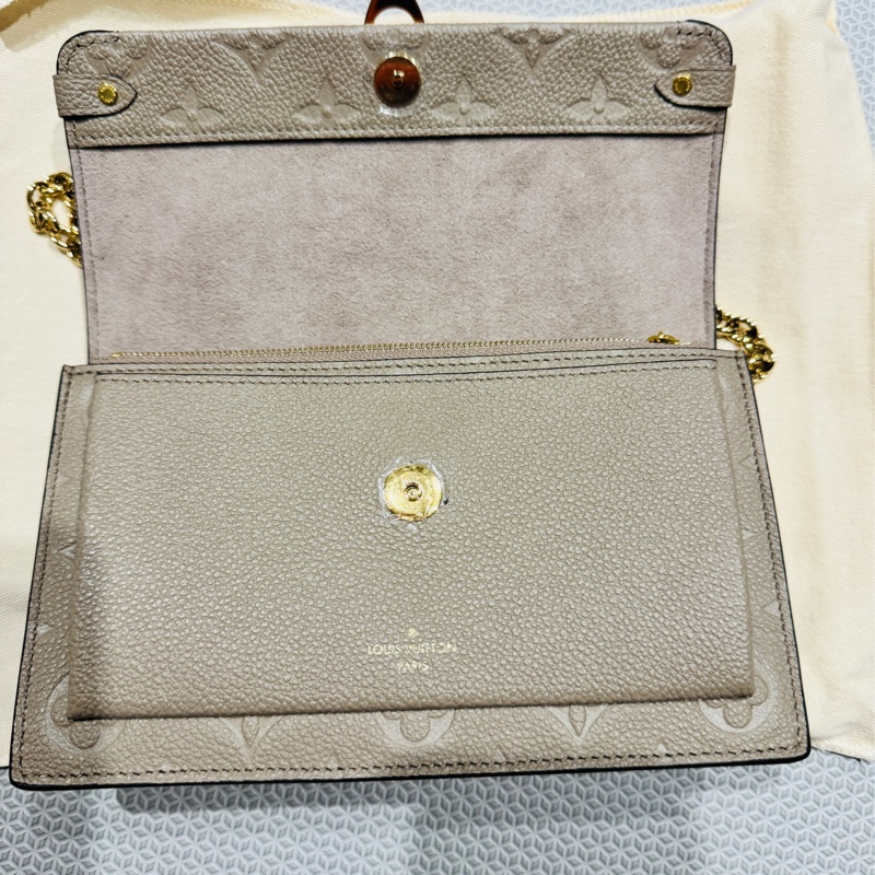 LV M69423 經典 VAVIN 系列Empreinte 壓花牛皮肩/斜背包(絕版斑鳩灰色)-16
