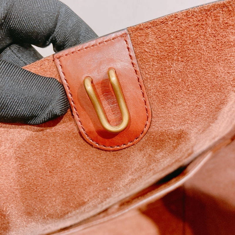 TW4477 CELINE 思琳大號水桶單肩包包SEAU SANGLE BAG CALF SKIN-14
