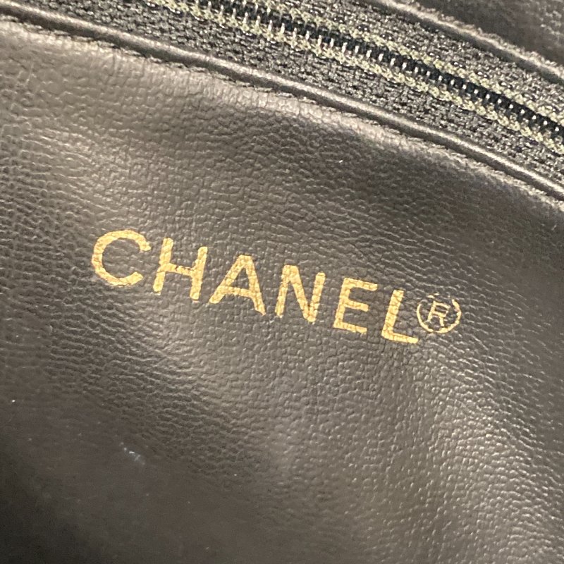 CHANEL 香奈兒 Triple Coco Mark 荔枝牛皮 肩背包 黑色-13