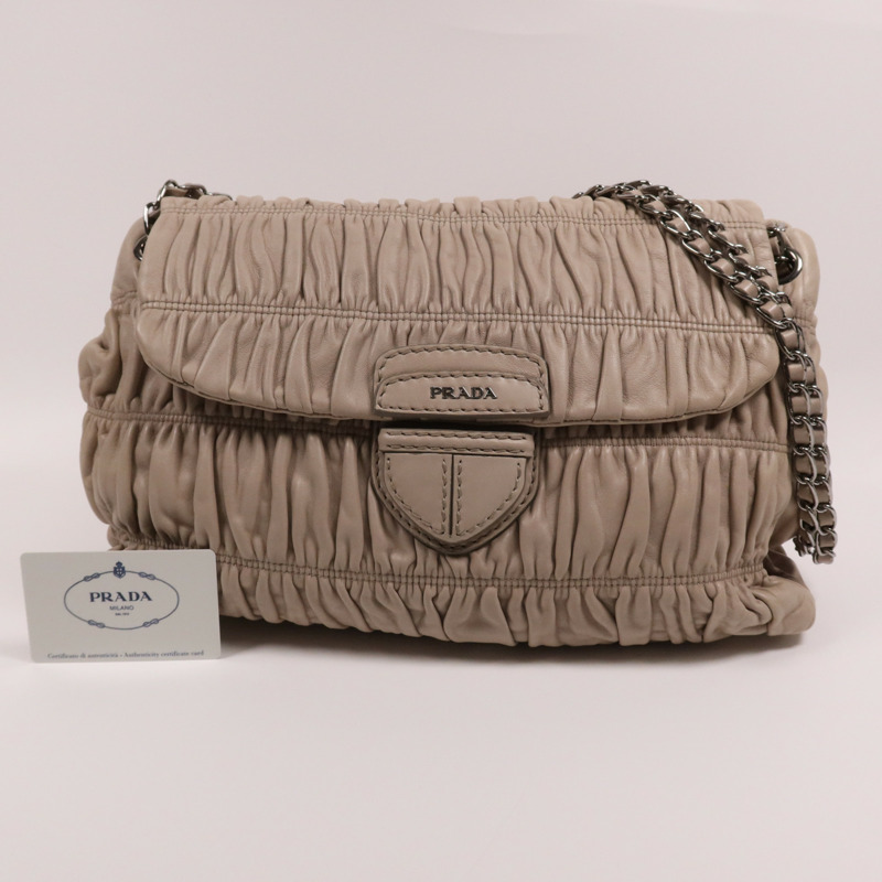PRADA 牛皮皮革Shoulder Bag銀扣鏈帶肩背袋-11