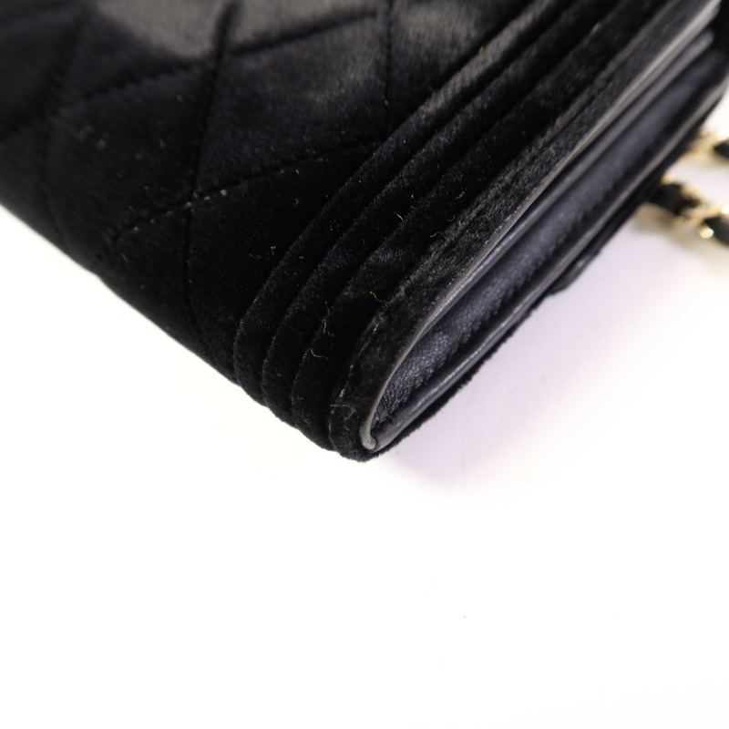 CHANEL 天鵝絨Chain Shoulder Bag金扣鏈帶肩背袋-16