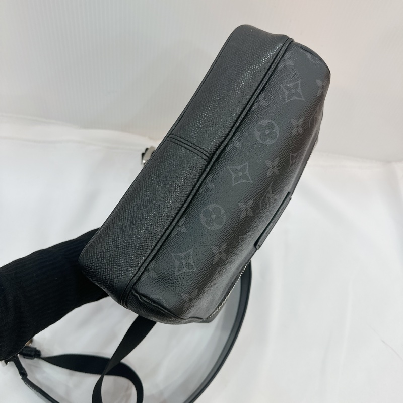 莉亞精品♡ LV 黑老花 相機包 二手美包-5