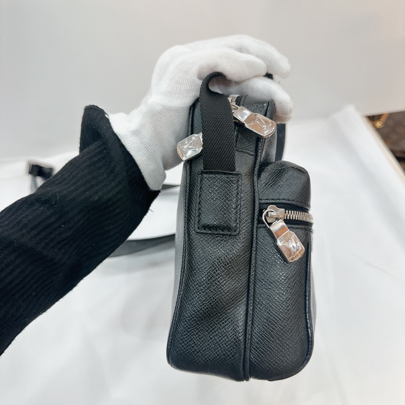 莉亞精品♡ LV 黑老花 相機包 二手美包-6
