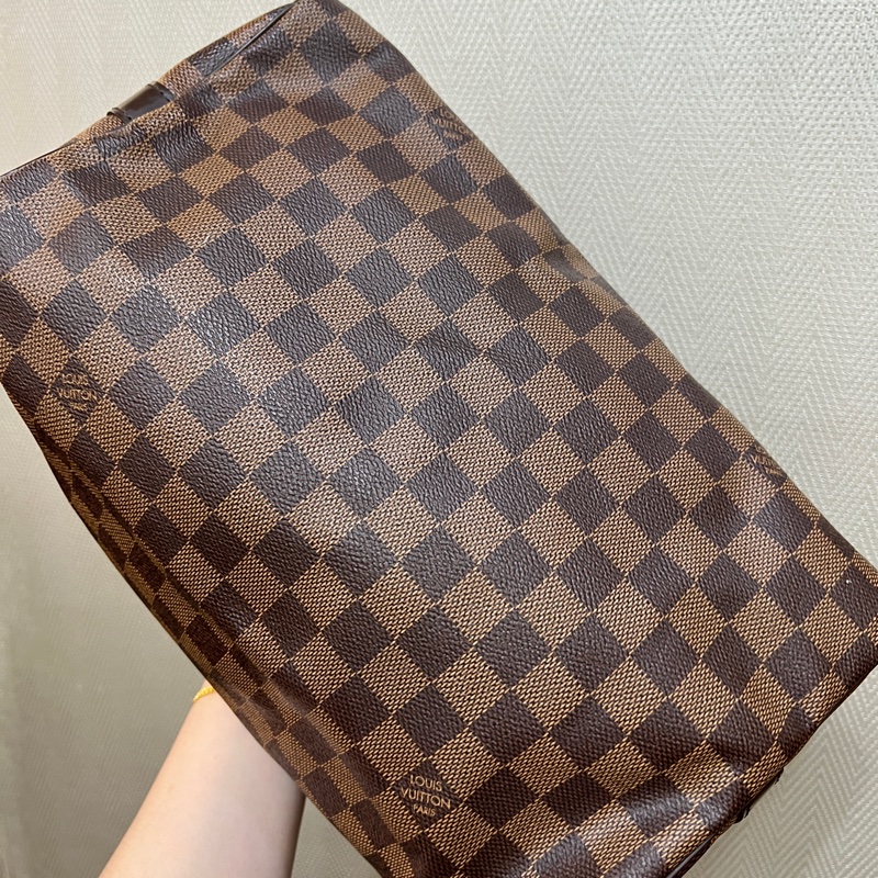 LV 咖格金釦Speedy 30手提斜背波士頓包-12