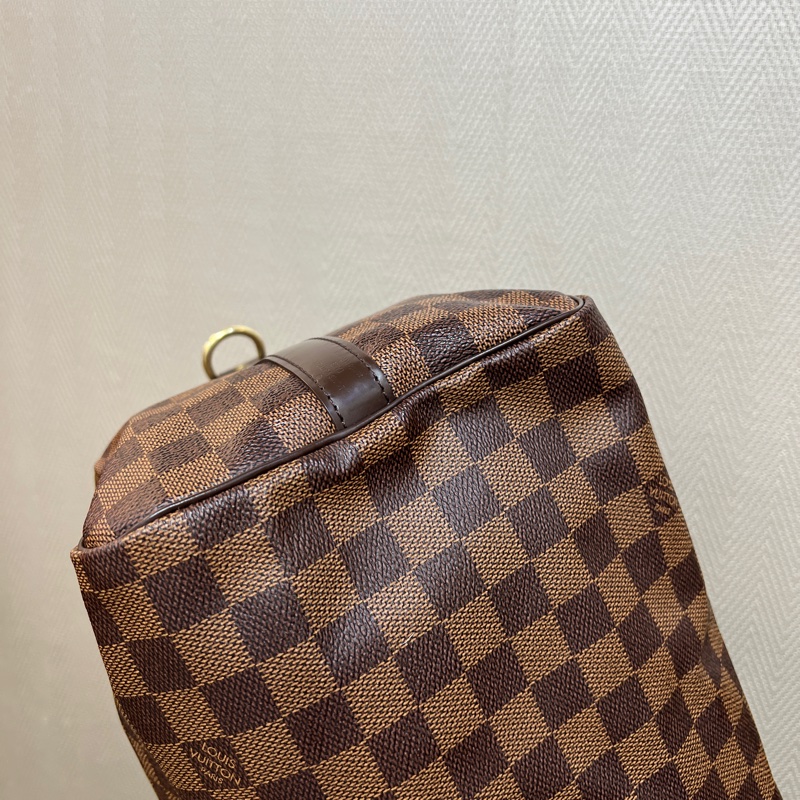 LV 咖格金釦Speedy 30手提斜背波士頓包-13