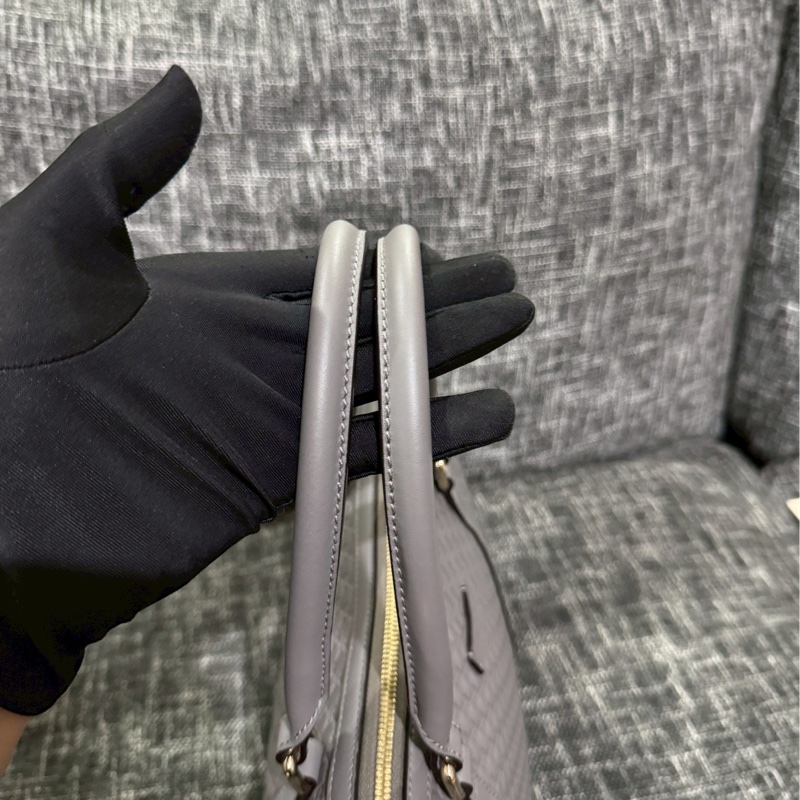 GUCCI壓紋牛皮手提/肩背-5