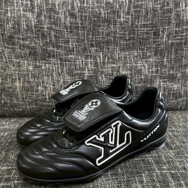 LV footprint 足球運動鞋-0
