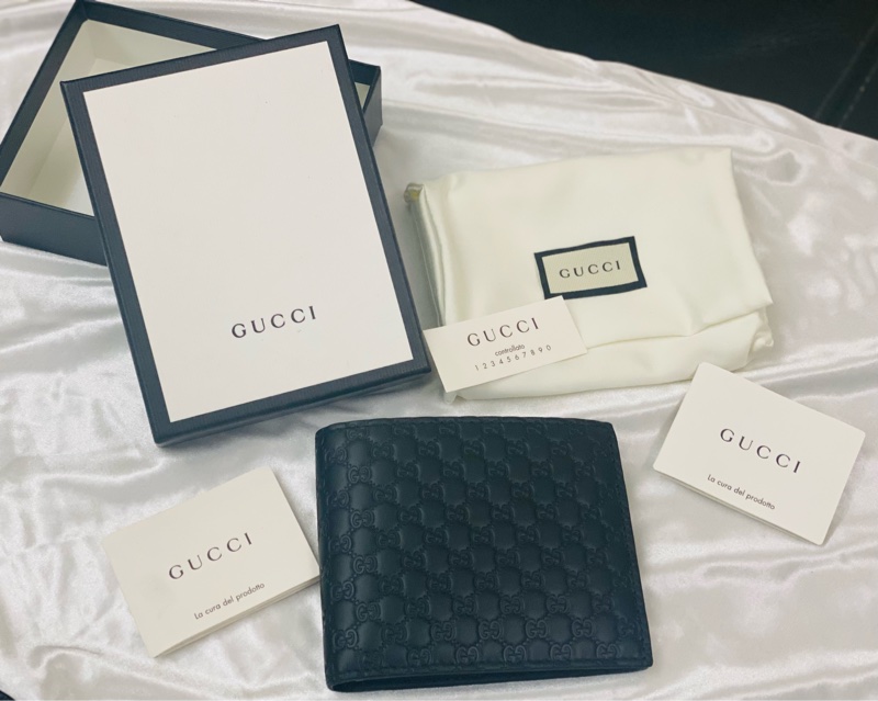 全新閒置Gucci壓紋短夾-0