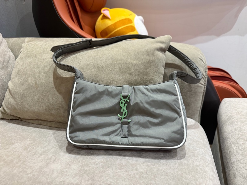 YSL 尼龍肩背包-0