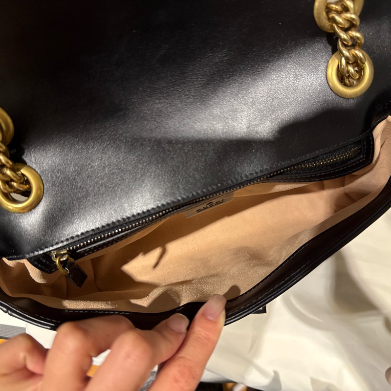 GUCCI GG馬夢 Marmont 系列肩背包 近全新閒置品-9