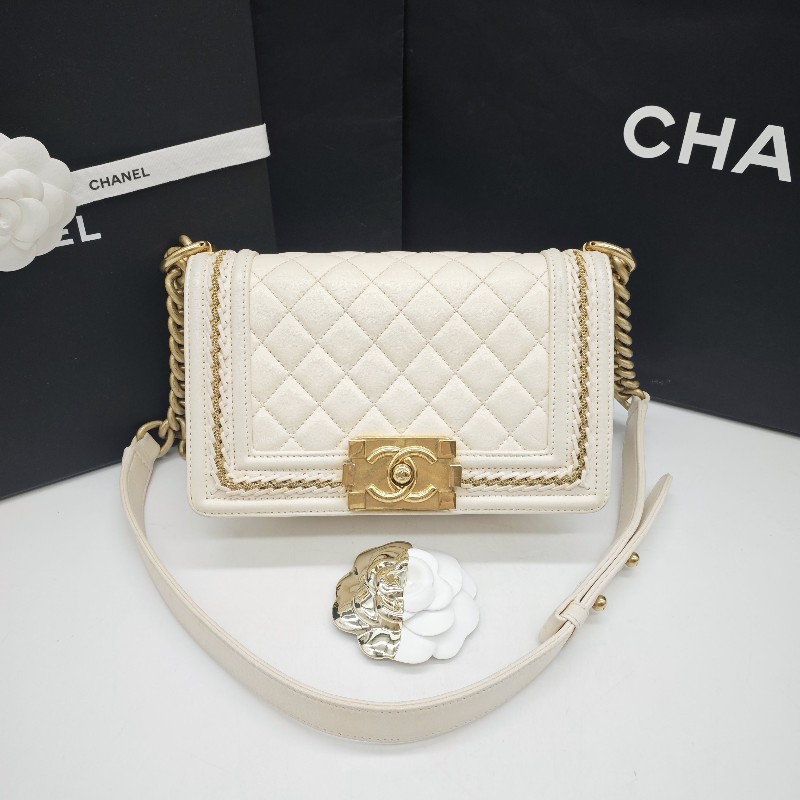 Chanel Leboy 奶白色 牛皮 金色鏈條 小號 20cm 肩背包斜背包-0