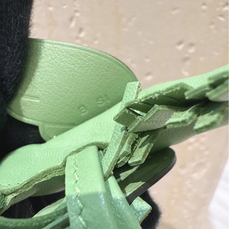 HERMES 薄荷綠小飛馬吊飾-3