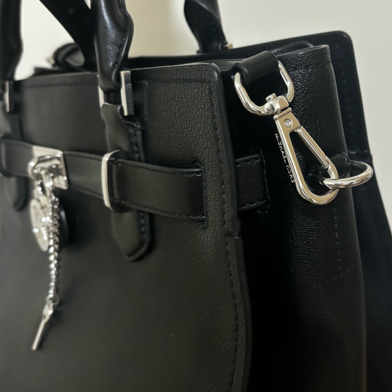 【Michael Kors】Hamilton鎖頭吊飾手提/肩背兩用包-5
