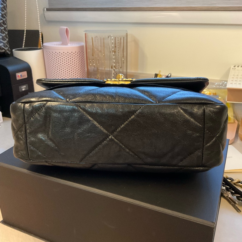 CHANEL 19 口蓋包 中號-3