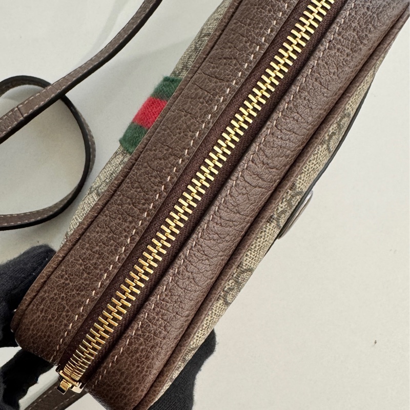 GUCCI Ophidia 琺瑯LOGO帆布紅綠條紋斜背包(棕)-11