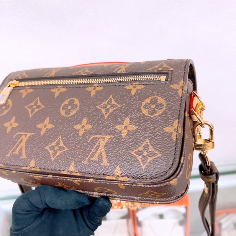 Lv metis pochette east west 老花橫版郵差包-7