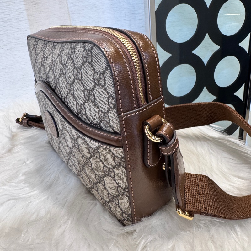 Gucci PVC咖牛皮相機包 近全新-3