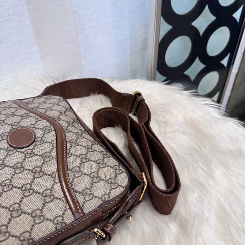 Gucci PVC咖牛皮相機包 近全新-9