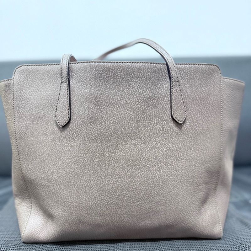 Gucci 牛皮托特包-8
