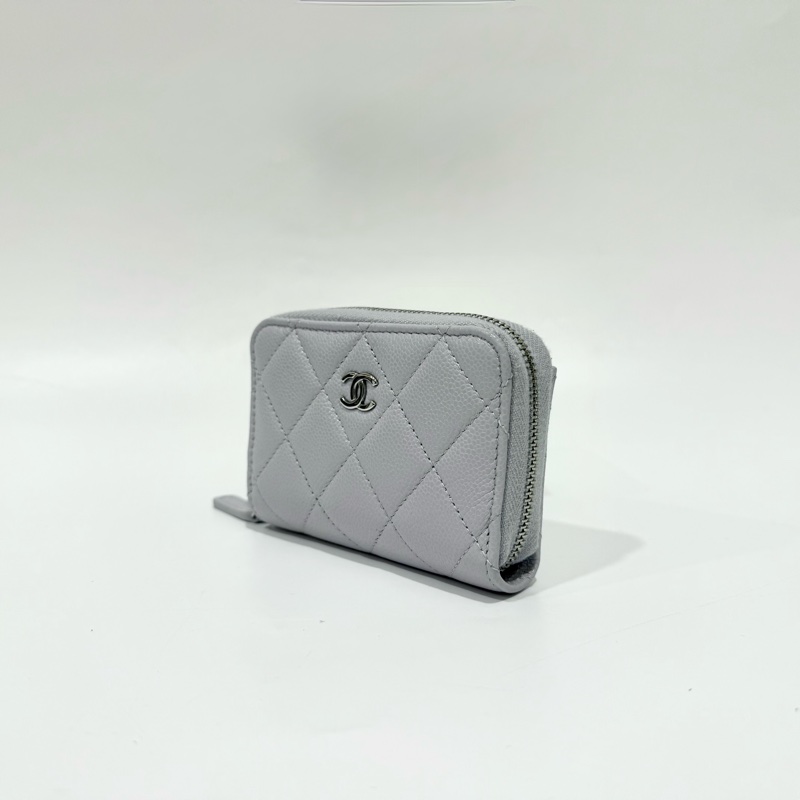 CHANEL淺灰藍牛皮銀釦ㄇ拉零錢卡包AP0216-2