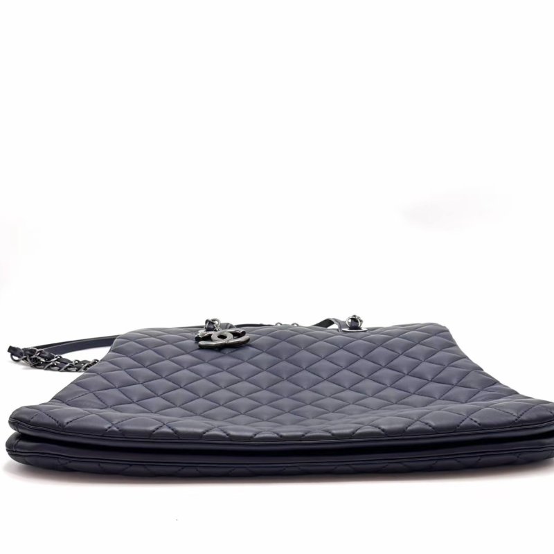 CHANEL 深藍色菱格紋手提肩背托特包 40*34*5 98新配件塵袋保卡-3