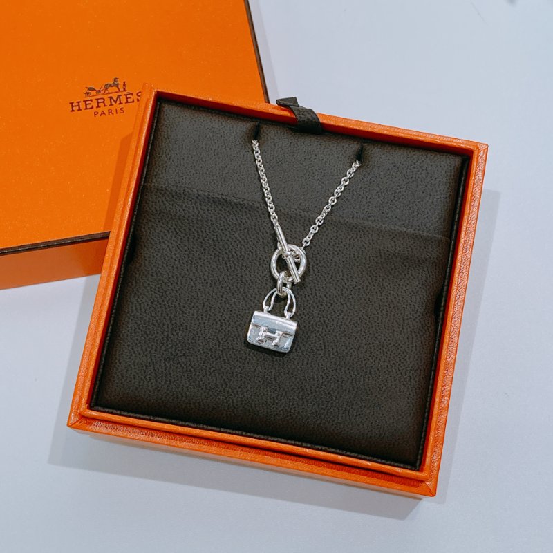 TW4479 Hermes 愛馬仕 康康銀飾項鍊 925 Amulettes Constance Pendant Necklace Sliver-1