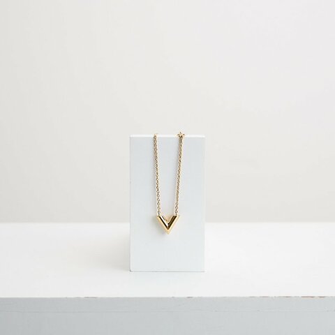 二手Lv essential v金色項鍊