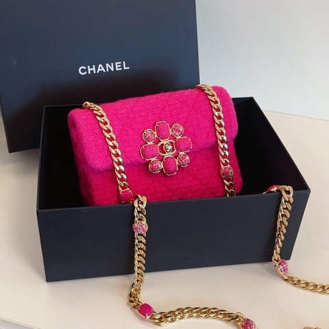 Chanel 22k 芯片秀款tweed 桃紅毛呢 高級手工坊系列 鏈條寶石包 尺寸約17*12*7