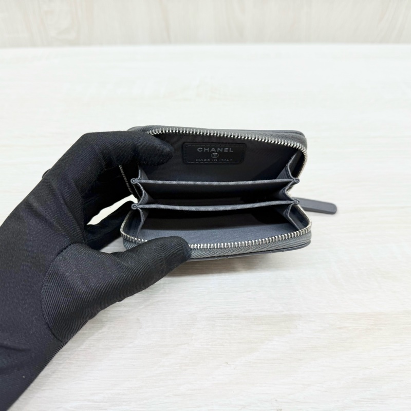 CHANEL碳灰色羊皮銀釦零錢卡包AP0216-7