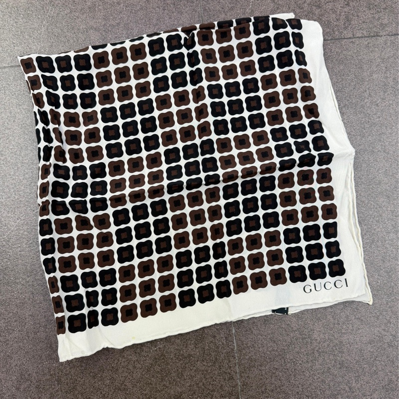 Gucci 領巾-2