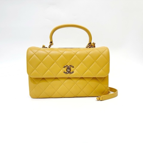 Chanel 鵝黃羊皮金釦Trendy CC手提斜背包A69923