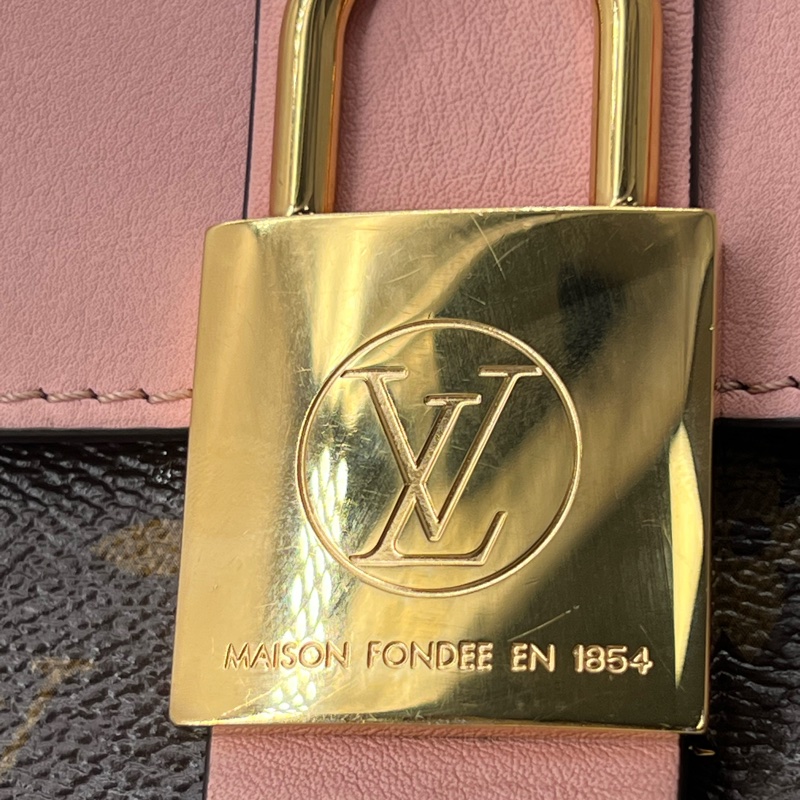 💗香緹國際精品💗 LV Locky bb 櫻粉色-3