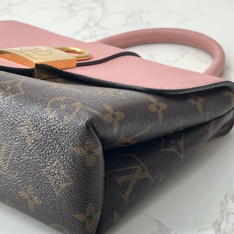 💗香緹國際精品💗 LV Locky bb 櫻粉色-7