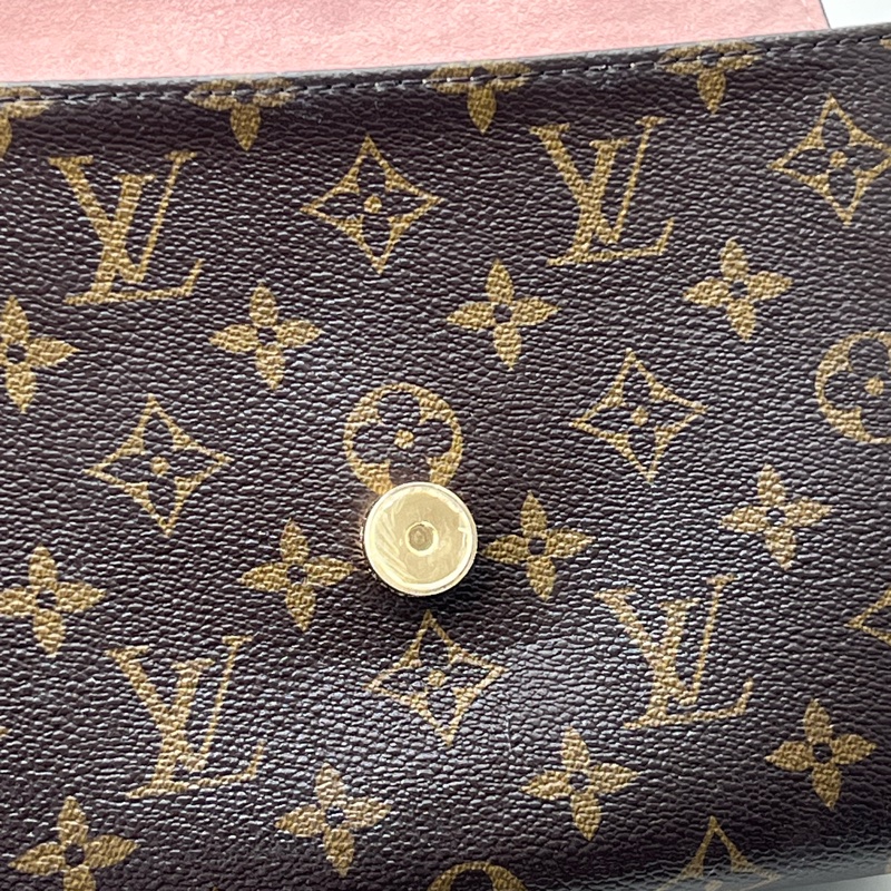 💗香緹國際精品💗 LV Locky bb 櫻粉色-15
