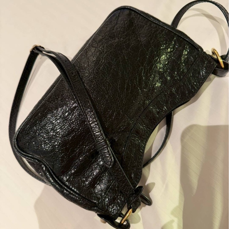 BALENCIAGA 巴黎世家 METALLIC EDGE HIP 金扣 黑色 肩背包 側背包 斜背包 手提包-6